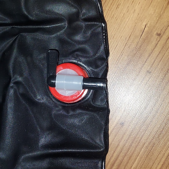 Outdoor Camp Shower Bag NWOT - Picture 5 of 6